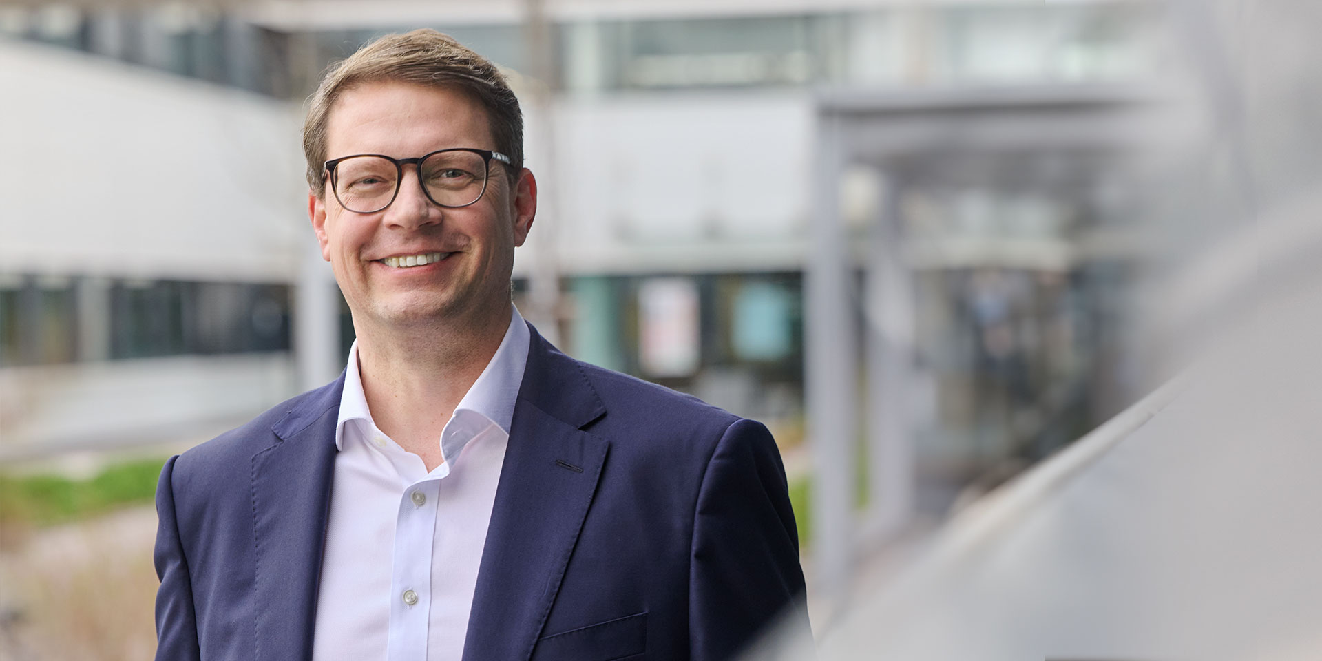 Dr. Christian Habicht Dr. Christian Habicht