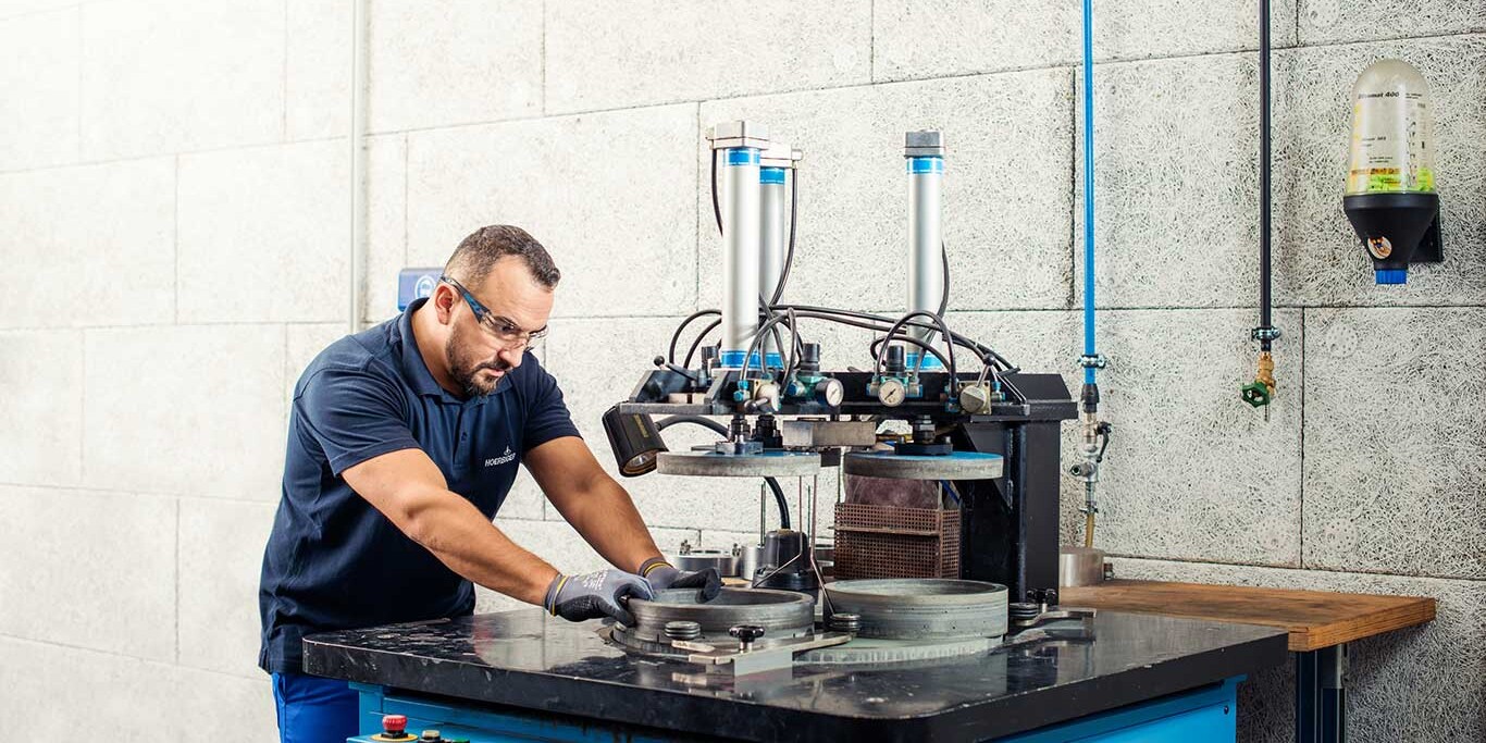 HPR - Packing Case Repair Darstellung der Instandsetzung einer Packung