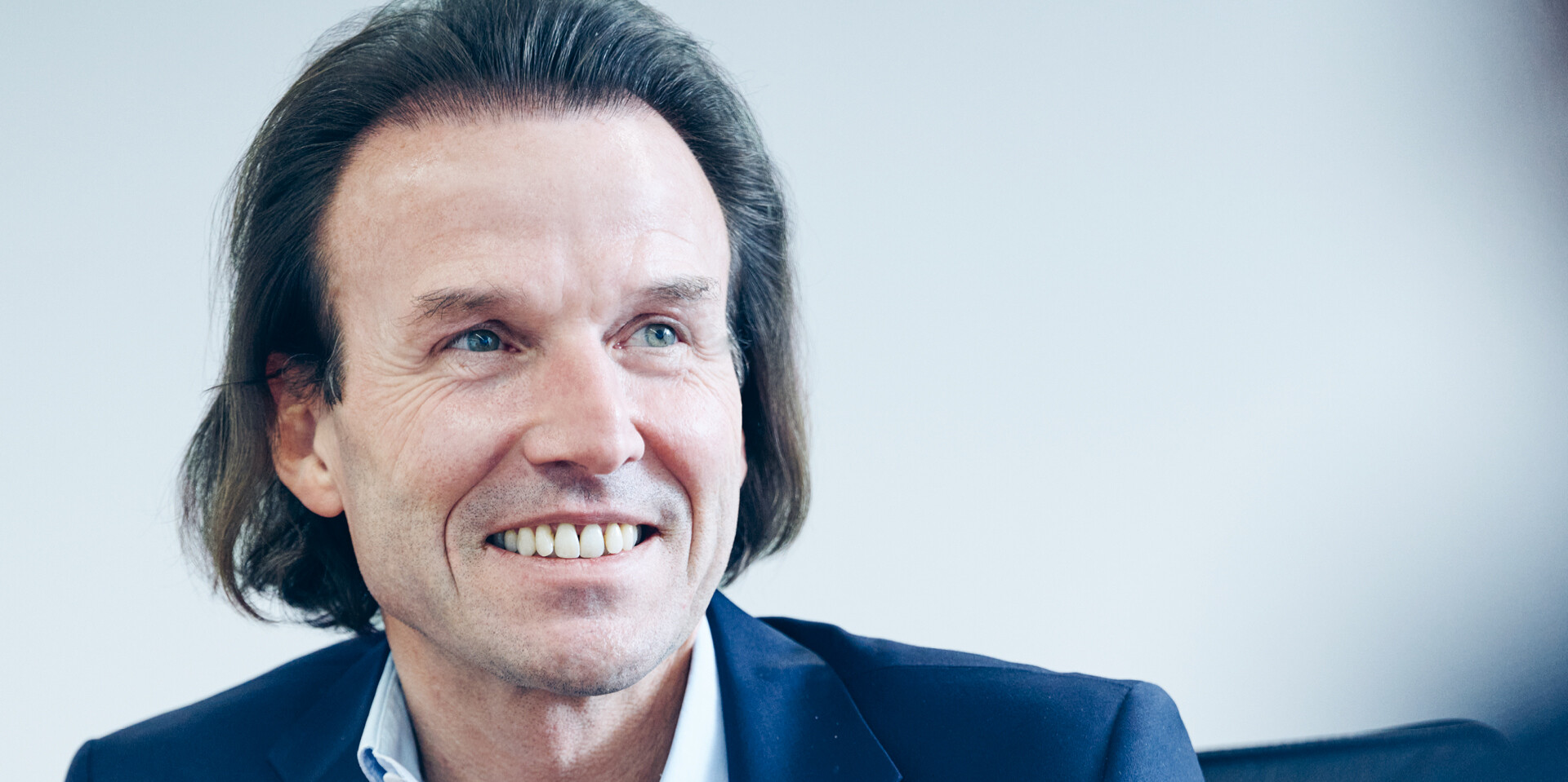 Dr. Thorsten Kahlert